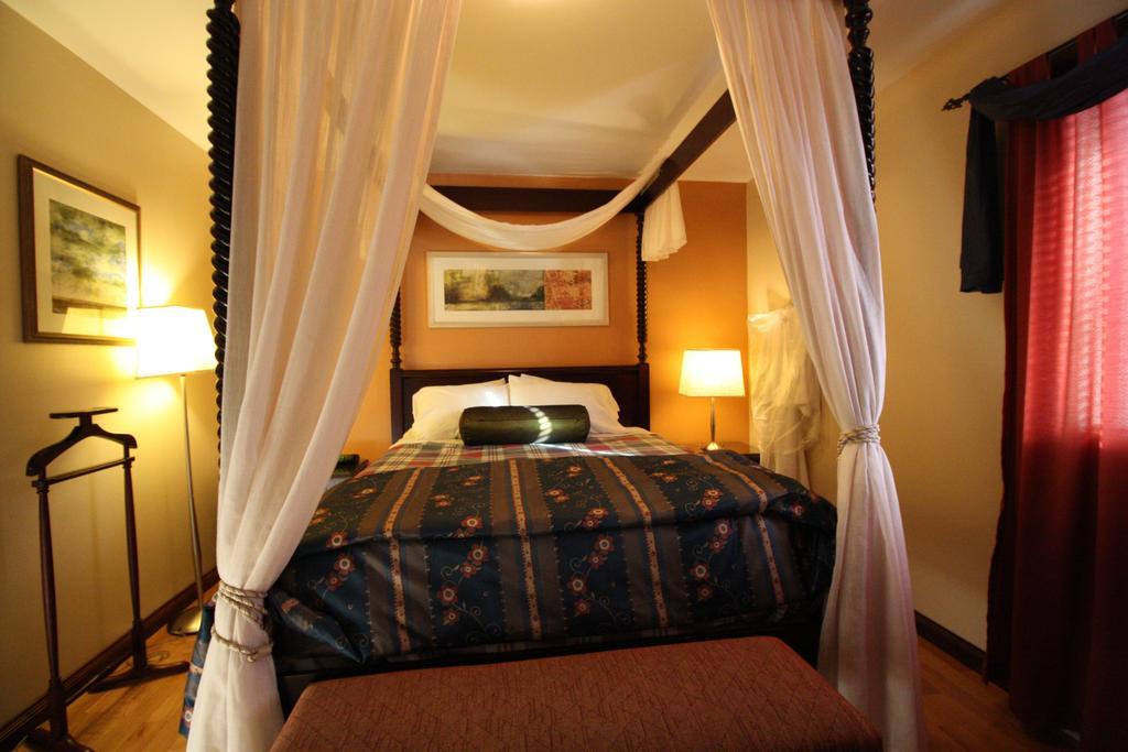 Motel Le Jolibourg Saint-Sauveur-des-Monts Habitación foto